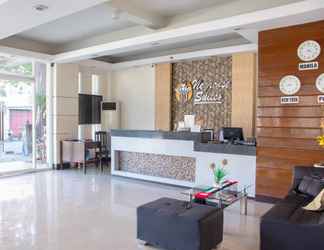 Lobi 2 Negrense Suites