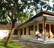 Exterior 3 Nyoman Mei Rejeki Homestay by Desa Wisata Blimbingsari