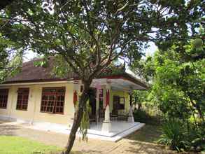 Exterior 4 Nyoman Mei Rejeki Homestay by Desa Wisata Blimbingsari