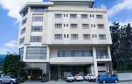 Bangunan 3 East View Hotel