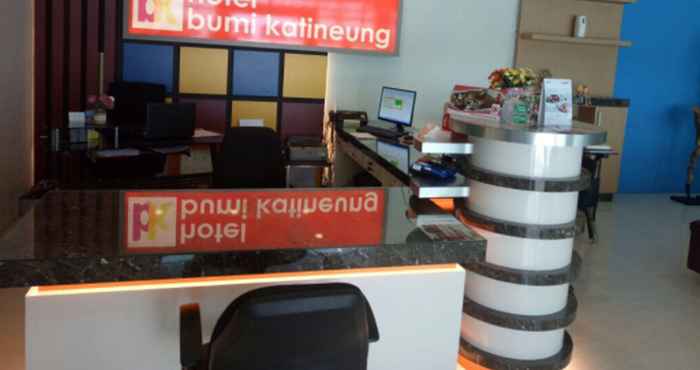 Lobi Hotel Bumi Katineung