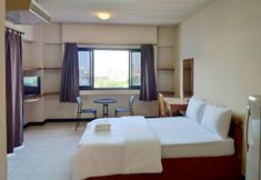 Bedroom 2 Grand Residence Ngamwongwan 19