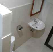 Toilet Kamar 4 Hotel Dariza Jaya