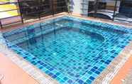 Swimming Pool 6 Trio Gems Condominium Pattaya