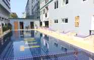 สระว่ายน้ำ 4 Trio Gems Condominium Pattaya