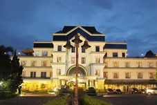 ロビー Puri Khatulistiwa