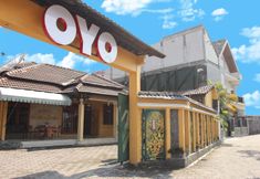 Exterior 3 Mawar Saron Hotel