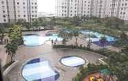 Kolam Renang 7 2 BR Green Bay Pluit Apartement