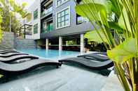 Swimming Pool ISTY HOTEL