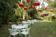 Bar, Cafe and Lounge Nature Fruit Farm Resort