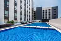 Swimming Pool Seda Capitol Central