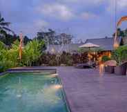 Swimming Pool 4 Villa Tegaltis Ubud