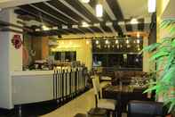 Restaurant The Metropolis Suites Davao