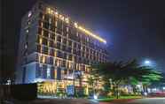 Exterior 3 Swiss-Belinn Cikarang