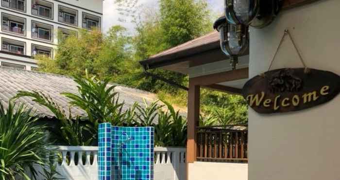 Kolam Renang Feliz Villa Jacuzzi