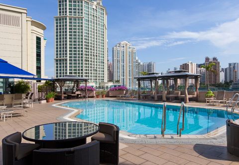Swimming Pool Four Points by Sheraton Singapore, Riverview