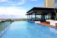 Swimming Pool Wyndham Opi Hotel Palembang