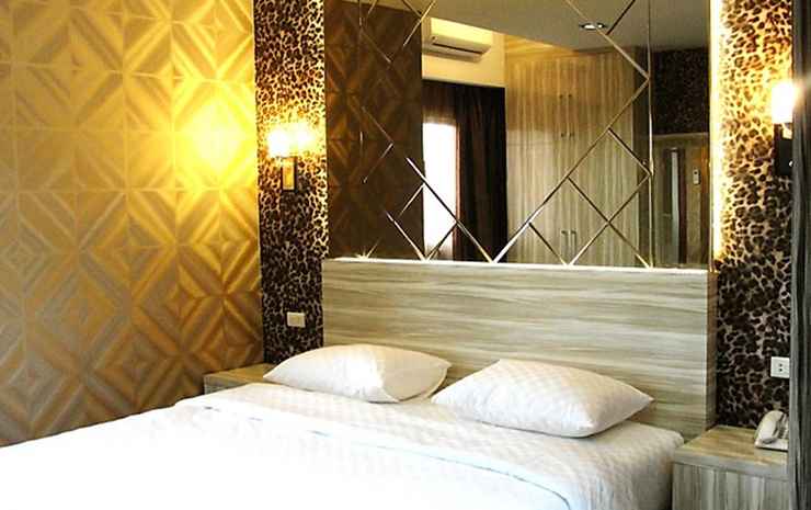 Richard's Home Pontianak - VIP Room (Room Only)