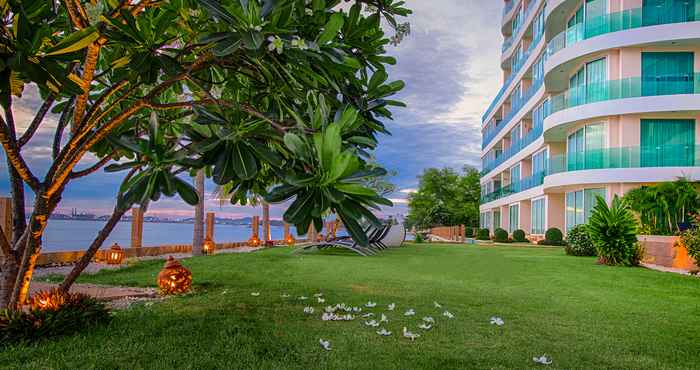 Common Space Paradise Ocean View Beachfront Condominium In Pattaya