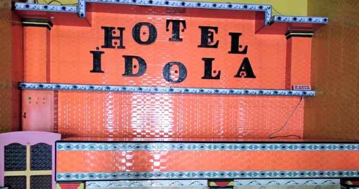 Bên ngoài Hotel Idola