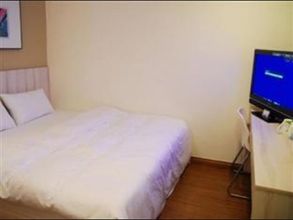 臥室 4 Home Inn 1 Hotel Taman Segar