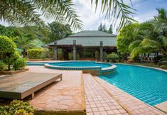 Swimming Pool 7 Urip Resort