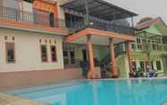 Swimming Pool 6 Villa Bumi Rama