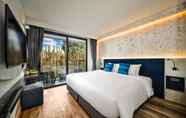 Bedroom 2 Hotel Clover Patong Phuket 