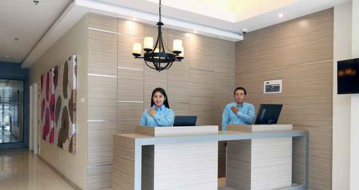 Lobi Sky Hotel Ancol Jakarta