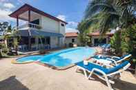 Swimming Pool Sansuko Ville Bungalow Resort