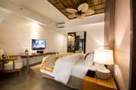 Kamar Tidur Ferra Hotel and Garden Suites