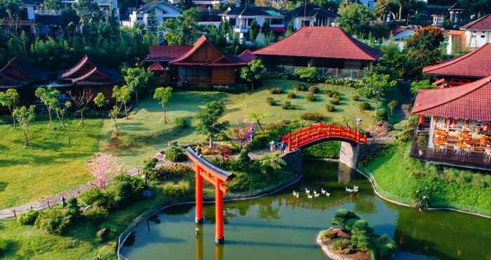 Luar Bangunan The Onsen Hot Spring Resort Batu