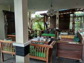 Lobi 4 Kembang Guest House