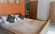 Bilik Tidur 6 Kembang Guest House