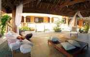Perkhidmatan Hotel 3 Pandan Beach Resort
