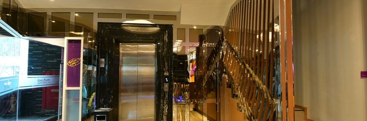 Lobby Midtown Xpress Balikpapan