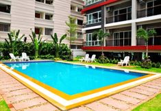 Swimming Pool 6 101 Holiday Suite