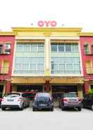 EXTERIOR_BUILDING OYO 11343 Hotel Putra Iskandar