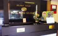 Sảnh chờ 4 OYO 11343 Hotel Putra Iskandar