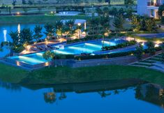 Swimming Pool 4 Hotel Santika Premiere Bandara - Palembang