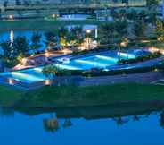 Swimming Pool 4 Hotel Santika Premiere Bandara - Palembang