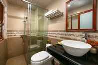 Toilet Kamar Sapa Mountain Queen House