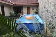 Swimming Pool Villa Bumi Lembang