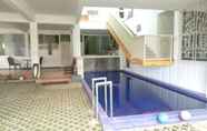 Swimming Pool 2 Samadi Guest House