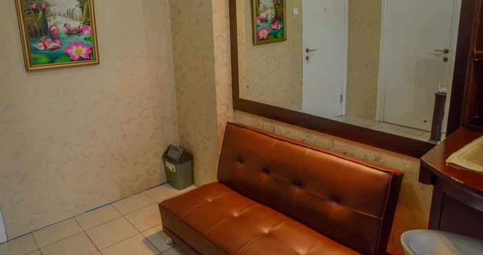 Lobby 2BR Comfort Green Pramuka Apartment 