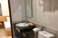 In-room Bathroom Dai Nam Hotel Da Nang
