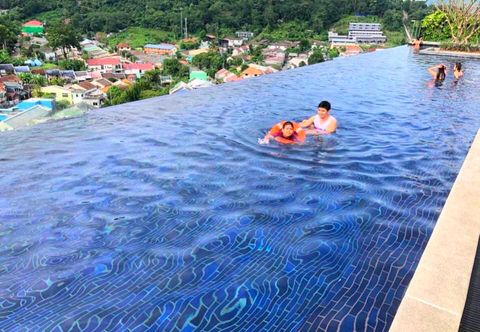 Swimming Pool THE BASE HEIGHT CONDO (PRIVATE)