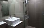 In-room Bathroom 7 Centrio Condominium by Wichanee