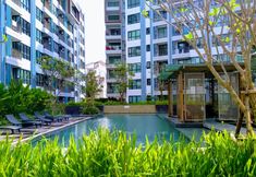 Swimming Pool 2 Centrio Condominium by Wichanee