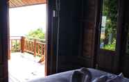 Kamar Tidur 4 Moondance Magic View Bungalow